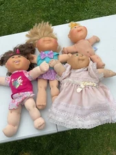 CABBAGE PATCH DOLLS MIXED LOT 