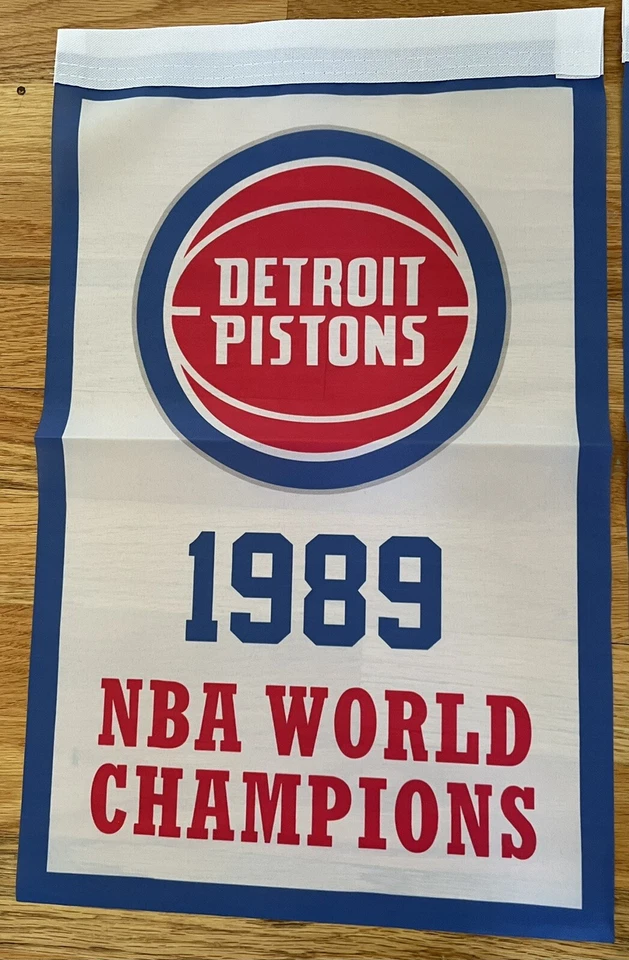 Juego Completo Detroit Pistons Campeones NBA 3 Banderas/Banderas 18.5" x 11.5" Foto 2 de 4