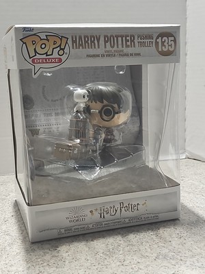 Funko Pop! Deluxe Wizarding World Harry Potter Pushing Trolley #135 Vinyl Fig