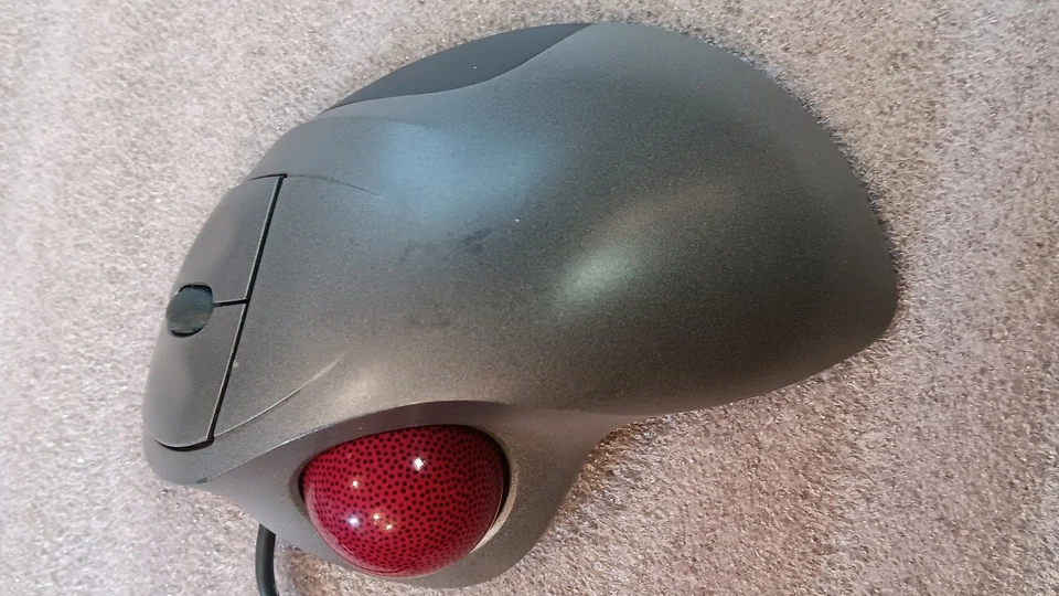 Logitech TrackMan Wheel Mouse Optical T-BB18 804360-1000 - Image 2 of 4