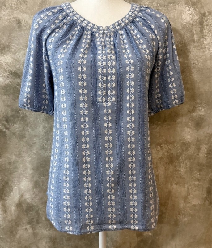 LOFT Light Blue Embroidered Peasant Tunic (love 26)