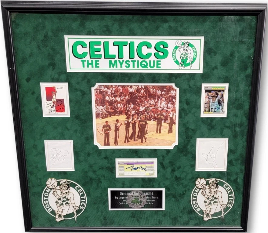 Cortes y tarjetas autografiados de Boston Celtics Legends enmarcados personalizados Beckett AC01519