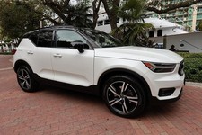 2019 Volvo XC40 T4 FWD R-Design on eBay