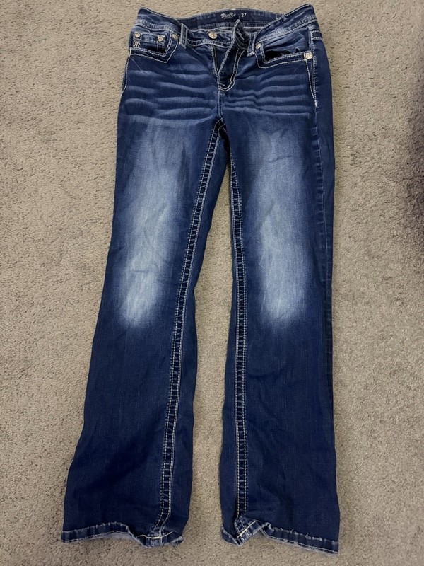 Miss Me Women's Blue Medium Wash Embroidered Bootcut Jeans 5-Pocket Mid Rise