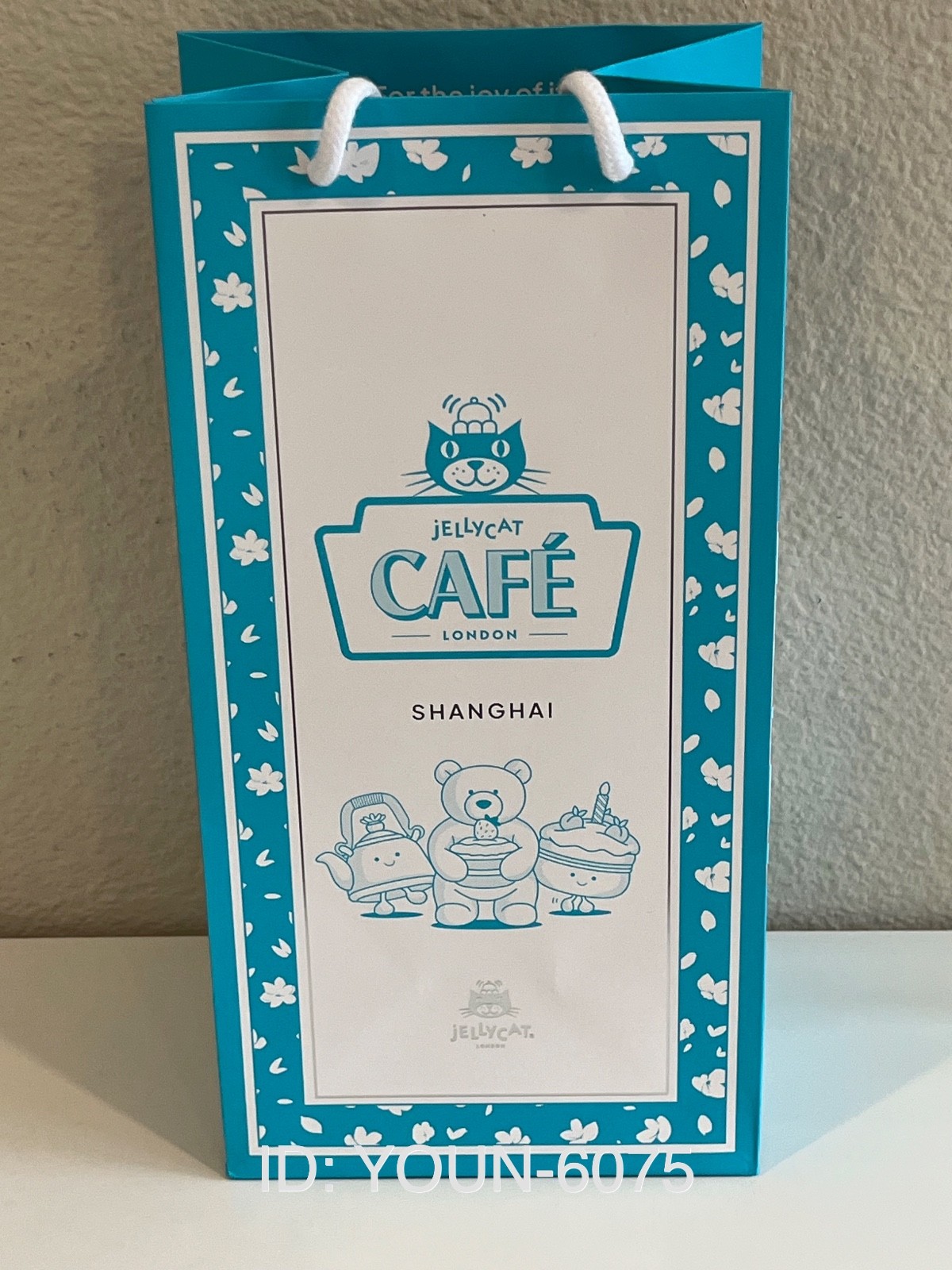 Authentic Jellycat Shanghai CAFÉ Limited Berrity Latte -NWT -Rare - Fast Ship