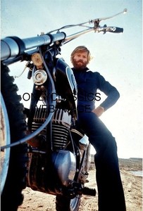 1972 ACTOR ROBERT REDFORD BEARD YAMAHA MOTORCYCLE COLOR PHOTO MOTOCROSS RACING