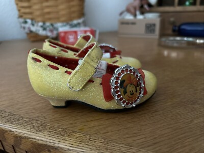 Disney Store Minnie Mouse Yellow Toddler Shoes Size 5/6 New