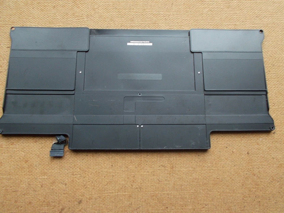  Apple MacBook Air 13" A1369 A1377 Batería Original 733 ciclos, Normal/Servicio Foto 2 de 2