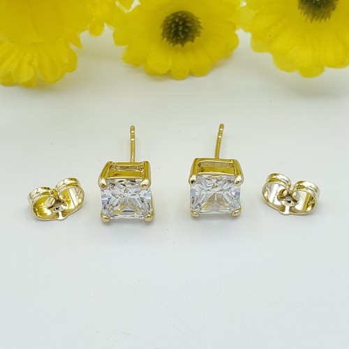 14K Gold Plated Square - Star - Round Solitaire Cubic Zirconia Ear Stud Earrings - Picture 7 of 11