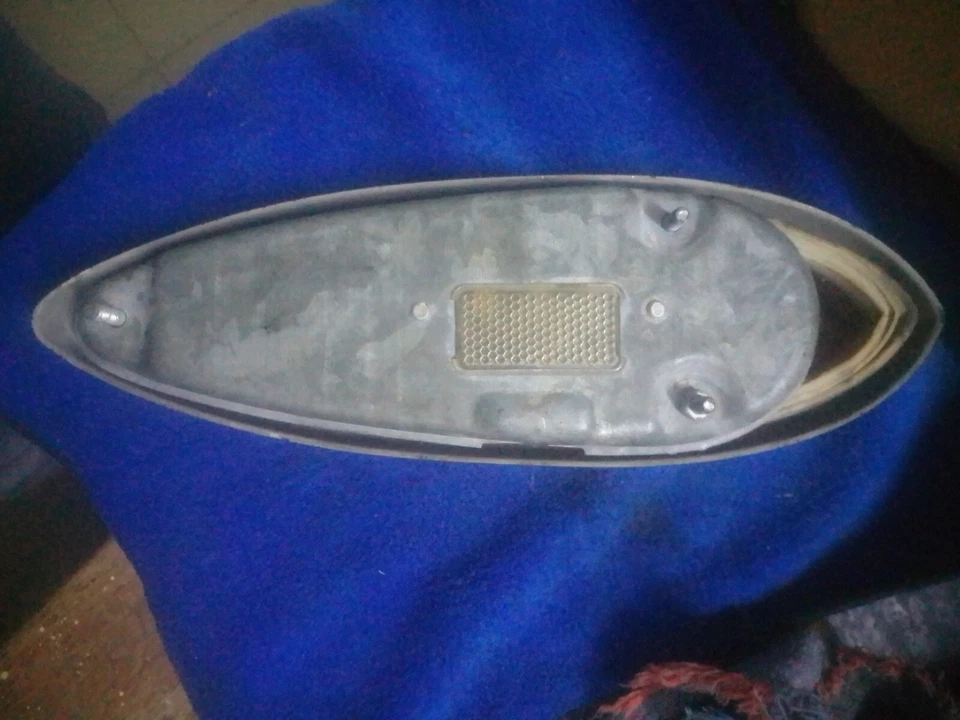 Conjunto de luces traseras Hella Ford Taunus cupé 12 m Foto 2 de 4