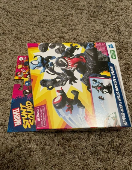 Marvel Stunt Squad Villain Knockdown Juego Spider-Man & Miles Morales vs Venom Foto 4 de 4