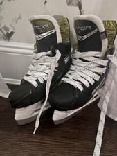 bauer vapor X4 youth hockey skates 1,5 size