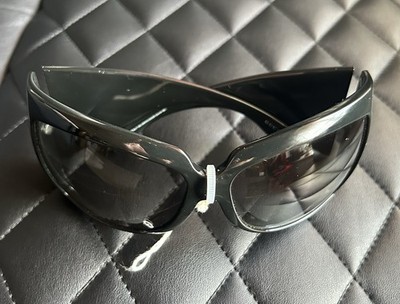 Woman’s Vintage Gucci Black Sunglasses Oversized Gradient Lenses Y2K 2961/S New Authentic Vintage Gucci Black Sunglasses 2961/S Oversized  main image 2