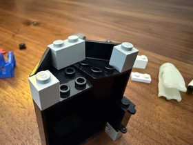 Lego - Battle Dragon(6018), Magic Shop(6020), Black Monarch's Ghost(6020)