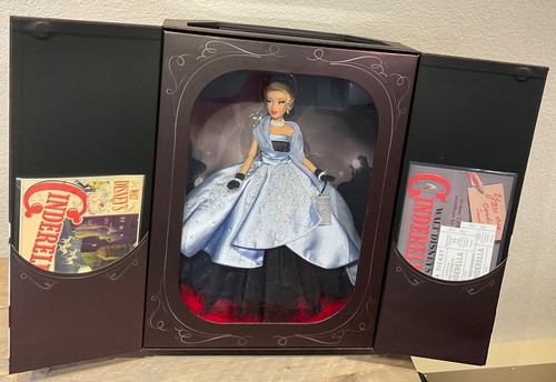 Disney Designer 1950 Premiere Cinderella doll NRFB LE 4400 12 inch - Foto 5 di 13