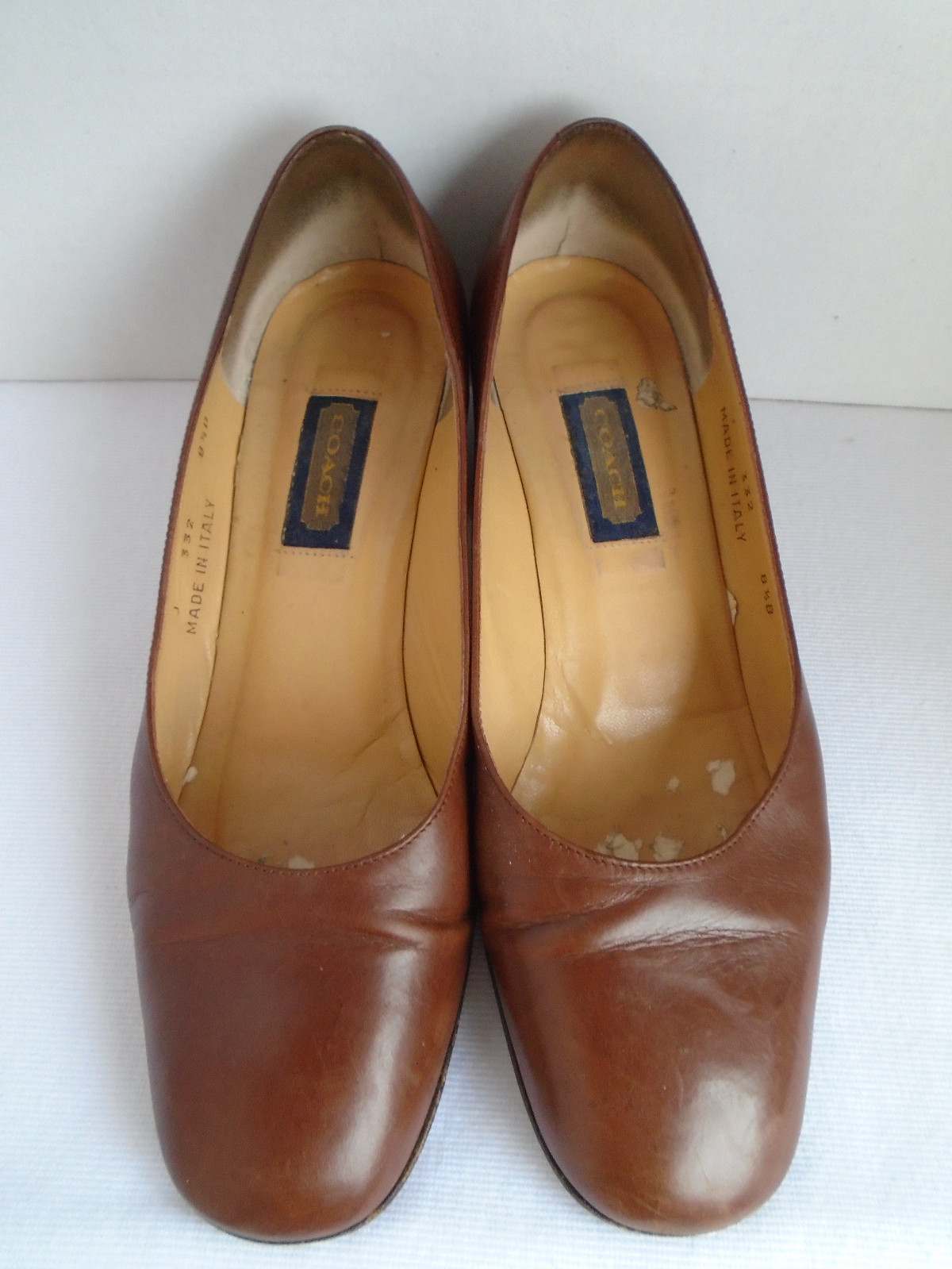 COACH WOMANS BROWN LOW PUMPS SIZE 8.5B Gem