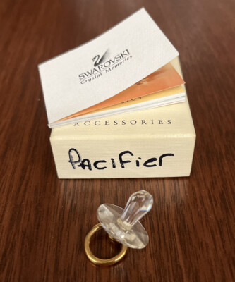 CRYSTAL MEMORIES SWAROVSKI BABY PACIFIER NEWBORN FINE AUSTRIAN