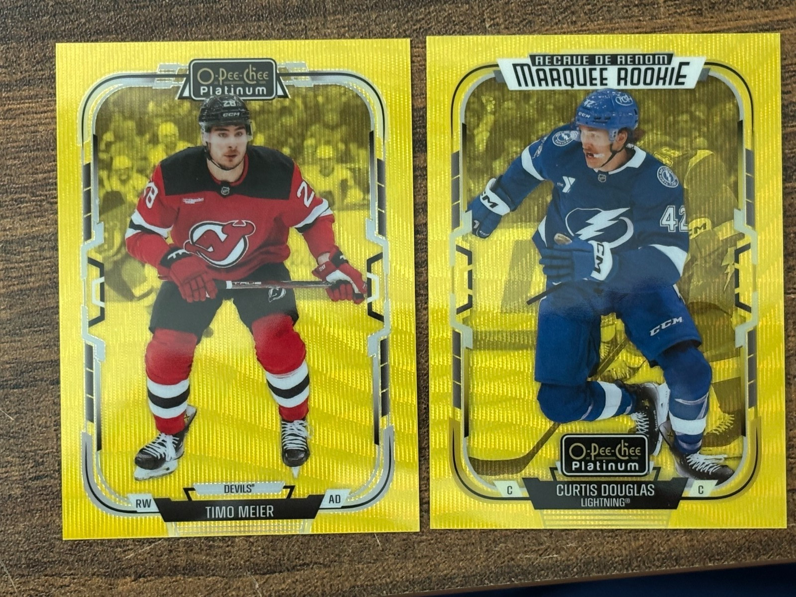  2025-26 O-Pee-Chee Platinum Neon Yellow Surge (COMPLETE YOUR SETS