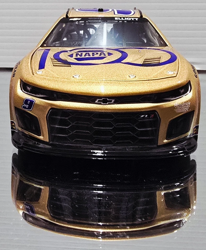 CHASE ELLIOTT 2025 NAPA 100TH ANNIVERSARY 1/24 ARC DIECAST - Image 2 of 4