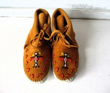 Guilfair Moccasins Leather Suede Beaded Women's Size 6 -6.5 Vintage Light Brown