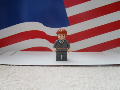 LEGO HARRY POTTER MINIFIGURE SLEEPING FACE RON WEASLEY from Sets  4762,4768,5378