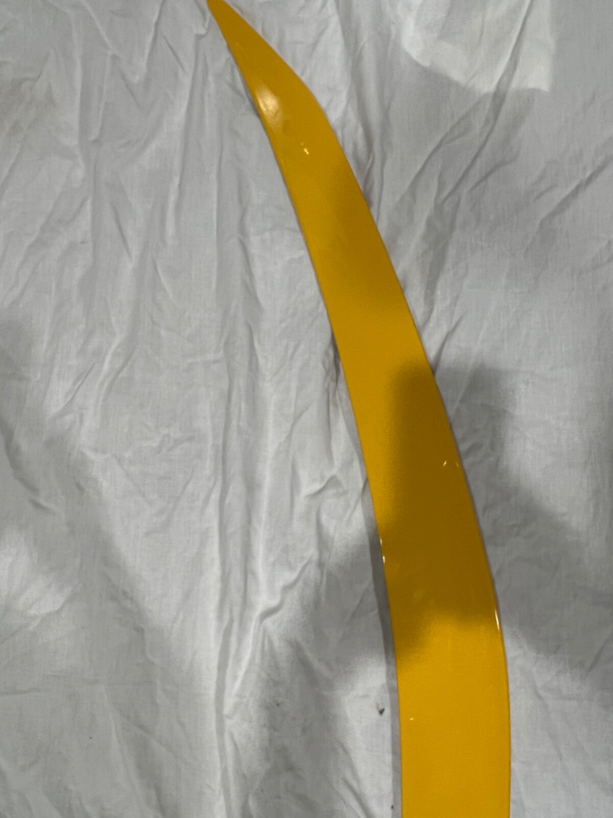 Lamborghini Urus Spoiler Trunk color yellow