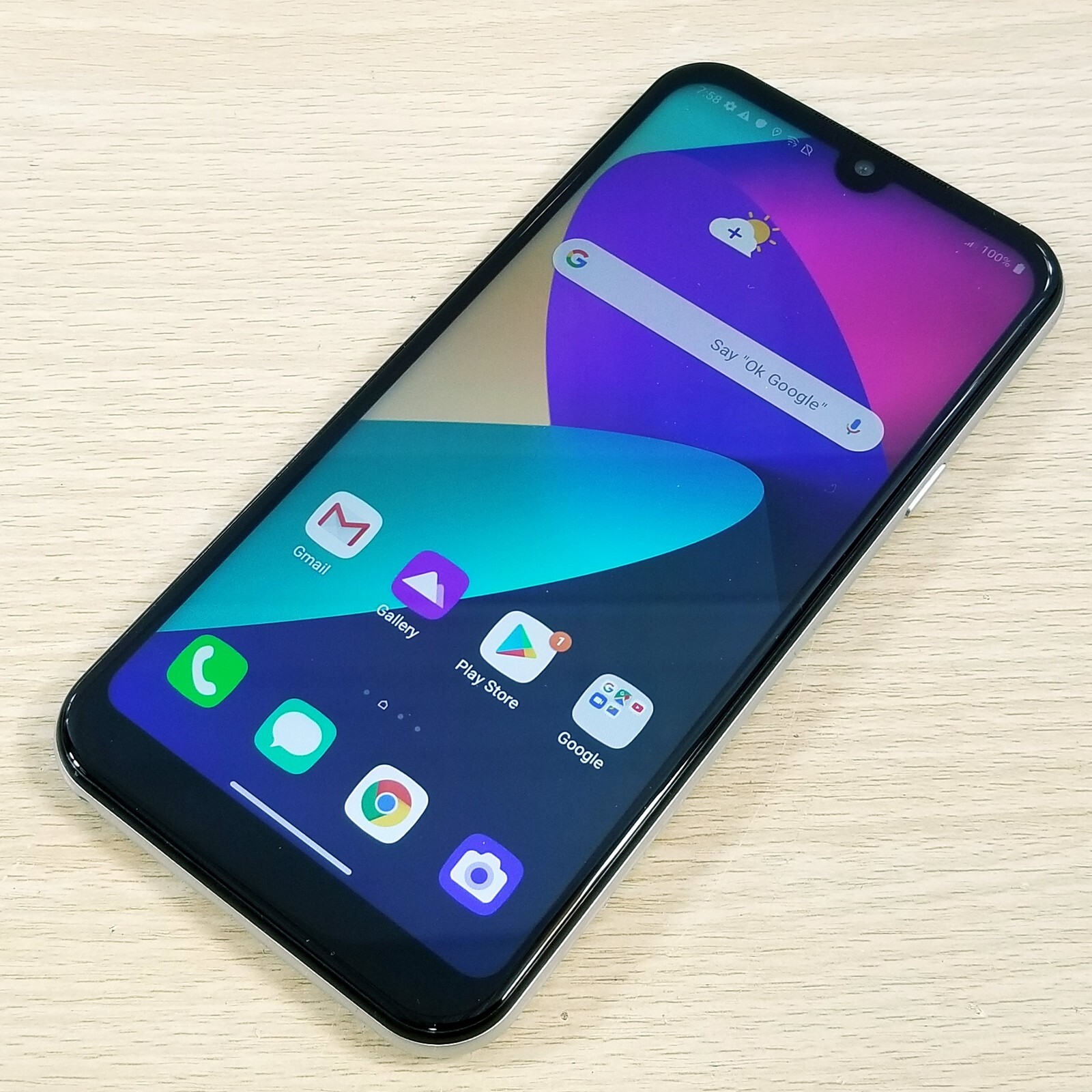 LG Phoenix 5 16GB LMK300AM 6.1in (4G+ LTE AT&T ) Smartphone CellPhone