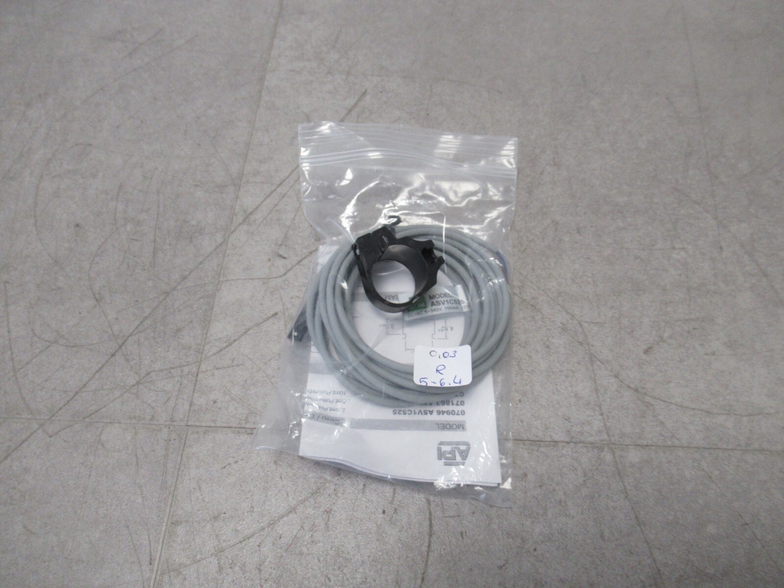 Api Asv1c525 Proximity Switch Power 5-240V DC/AC Unused 07096