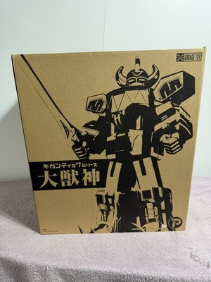 Daizyuzin X-Plus Gigantic Series Megazord Power Rangers Zyuranger