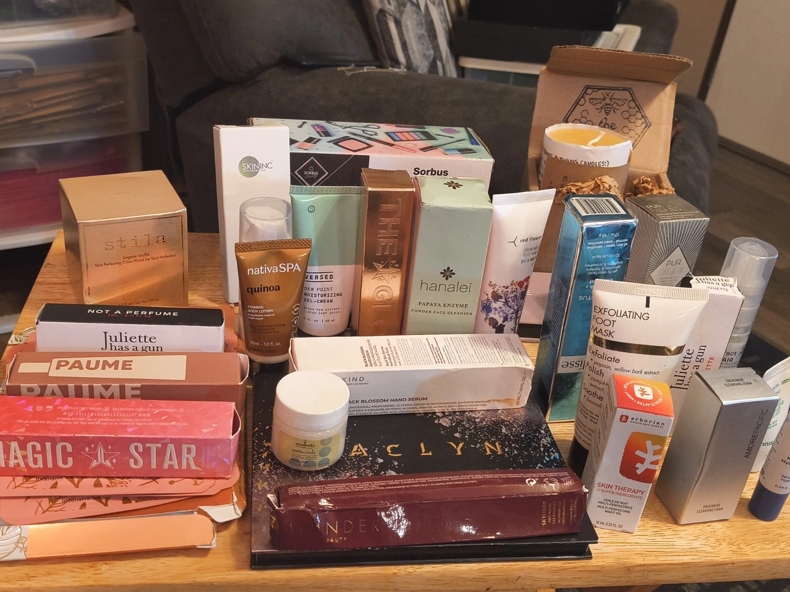 Large Lot Of Makeup And Body Care Products High End Brands Jeffrey Star, Versed,
Opens in a new wind