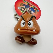 Goomba Super Mario Bros. Mini Charm Llavero Japón Nintendo #830