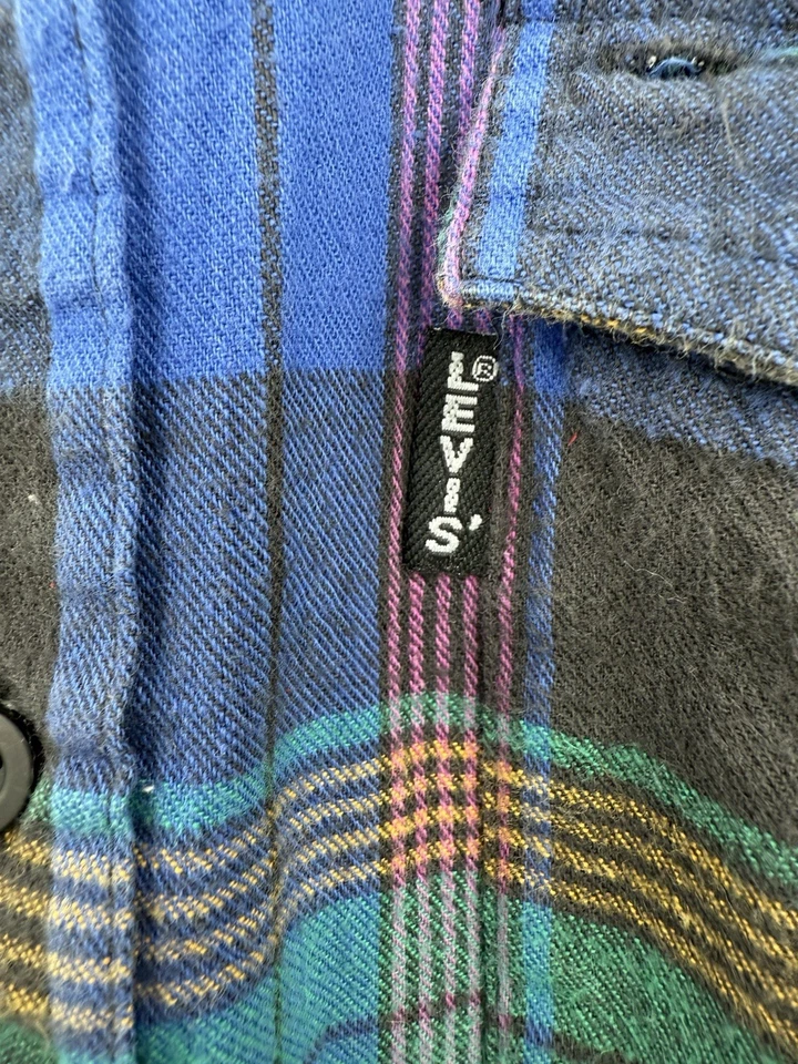 Camisa de Franela Levi's Sutter Creek De Colección Mediana Occidental Abotonada Grande E Cuadros Foto 4 de 4