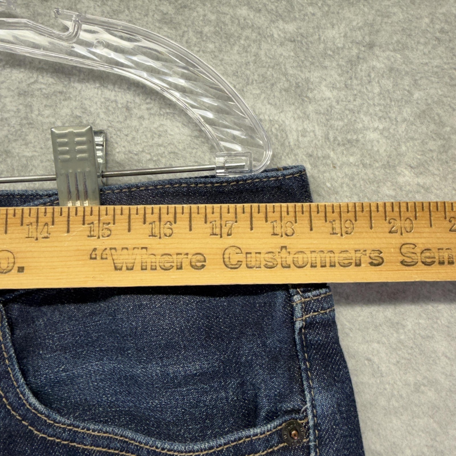 Uniqlo Jeans Mens 36x28 Indigo Selvedge Slim Mid Rise Straight Stretch Denim thumbnail 3