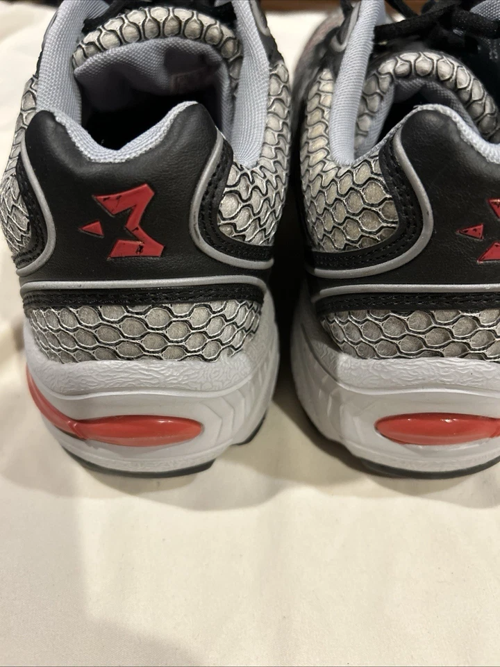 Zapatos para hombre Starbury by Stephon Marbury talla US 10,5 gris/negro Foto 4 de 4