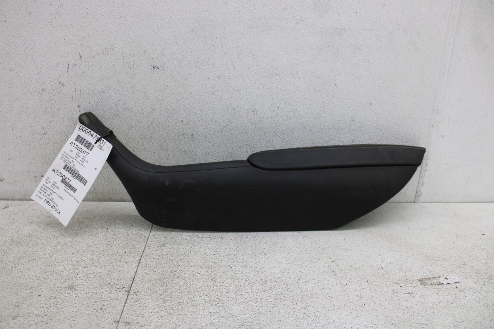 Front Door Trim Panel Right PASSENGER SIDE 2DR-COUPE BENTLEY CONTINENTAL 2013