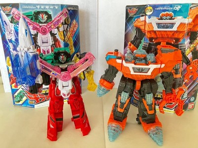 Majin Sentai Kirameiger DX Kirameijin & Gigant Driller Action Figures Used