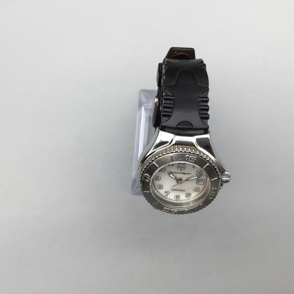 Reloj TechnoSport Dama Logotipos Deportivos 29mm Esfera MOP 100M Acero Inoxidable Batería Nueva Foto 3 de 4