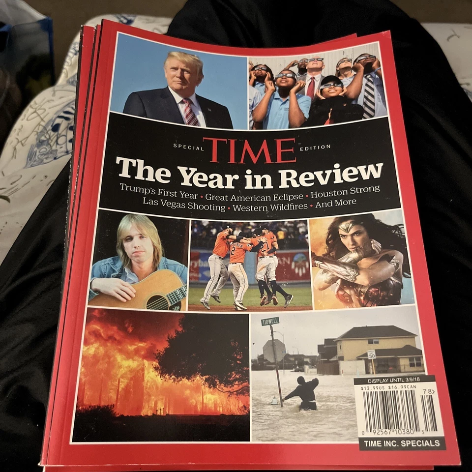 TIME  : THE YEAR IN REVIEW MAGAZINE 2017  Trump’s First Year. K-2 Foto 2 de 4