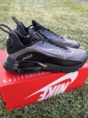 NIKE AIR MAX 2090. Größe 46