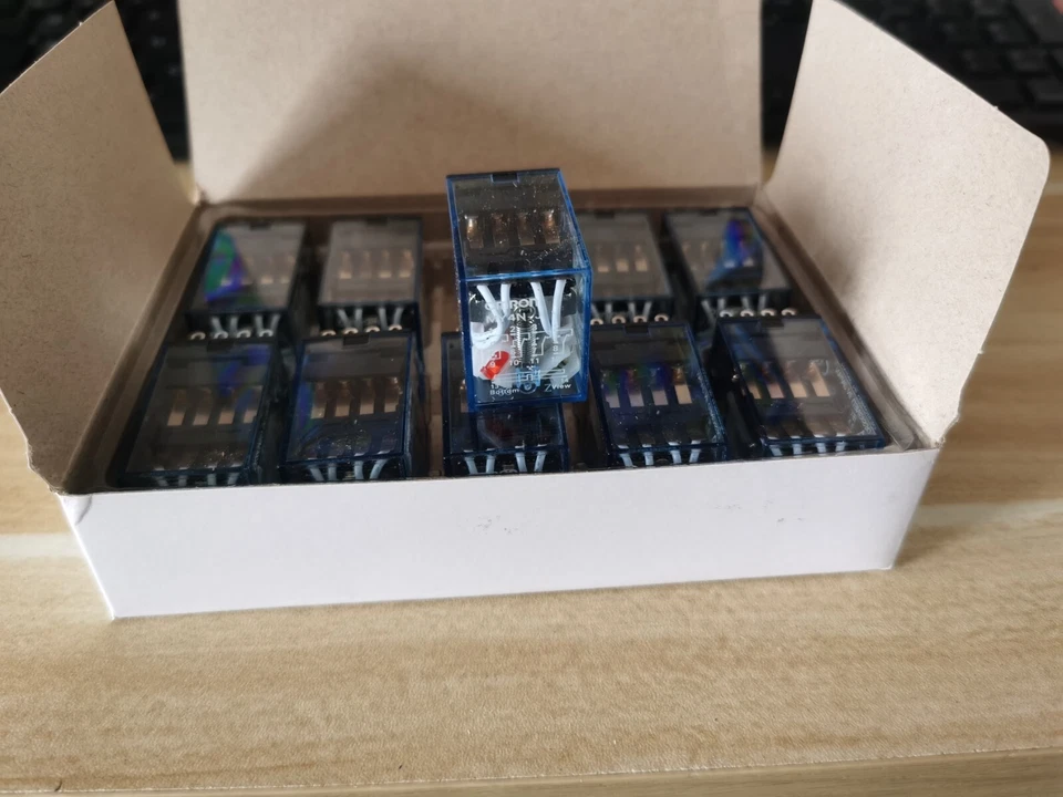 10PCS New Omron Relays MY4N-J MY4NJ 220/240VAC In Box Free Shipping - Image 3 of 4