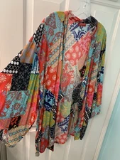 Beautiful Josie Multicolor Light Weight Kimono Top - Size M