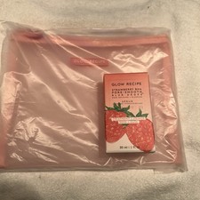 NIB Glow Recipe Strawberry   BHA Pore Smooth Blur Drops Serum  Branded Bag