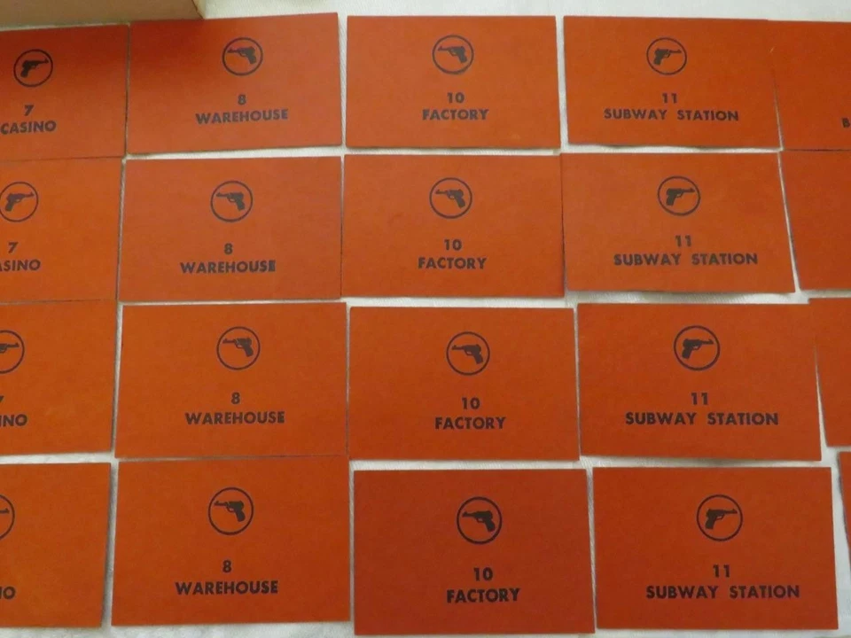 James Bond Secret Agent 007 1964 juego de mesa completo vintage Milton Bradley Foto 4 de 4