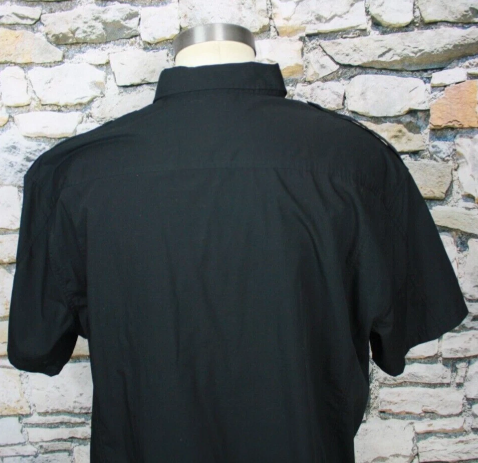 Camisa ECKO UNITD Para Hombres Negra con Epuladas y Bolsillos de Parche Algodón Poli Tela 3XL Foto 4 de 4