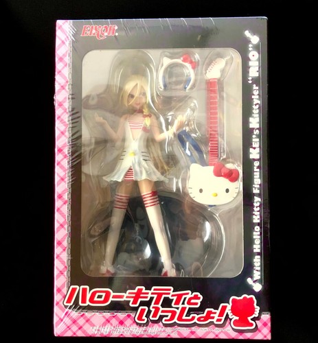 hello kitty miku figure