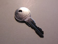 Original Thule Schl&uuml;ssel N075 Ersatzschl&uuml;ssel Hecktr&auml;ger Dachboxen Dachtr&auml;ger