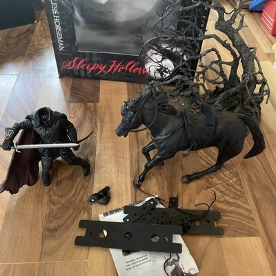 Sleepy Hollow フィギュア激レアDX BOX Sleepy Hollow The Headless Horseman 3 Piece Deluxe Box Set 1999