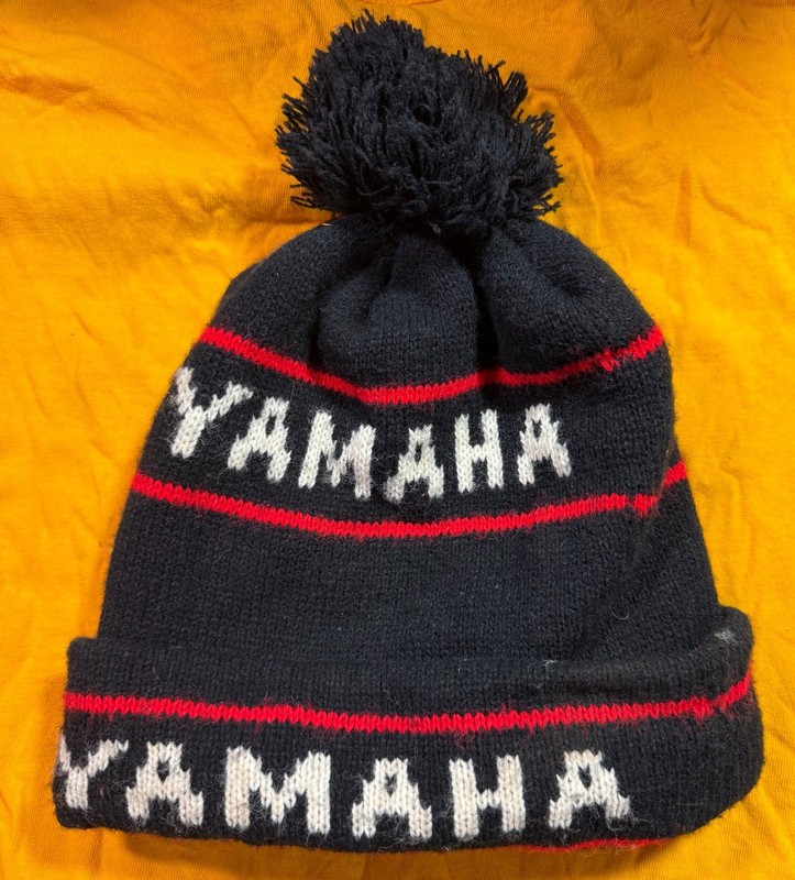 VINTAGE YAMAHA STOCKING HAT SKI SNOWMOBILE ADVERTISING