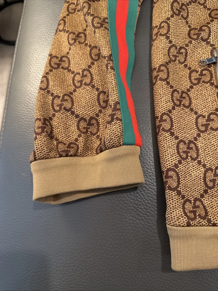 Chaqueta deportiva Gucci Technical Jersey. Talla Hombre - Grande. 100% Auténtico. Foto 4 de 4