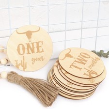 Wooden Western Baby Monthly Milestone Cards Cow Newborn Photography Props